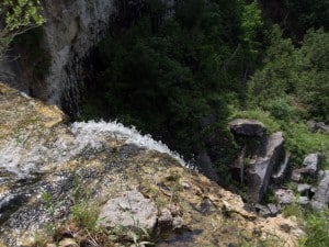 looking over the edge of eugenia falls