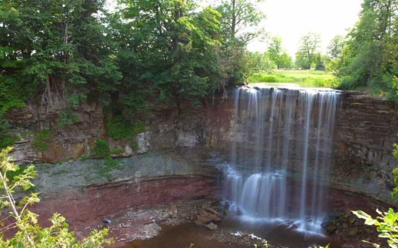 waterfalls near toronto featured