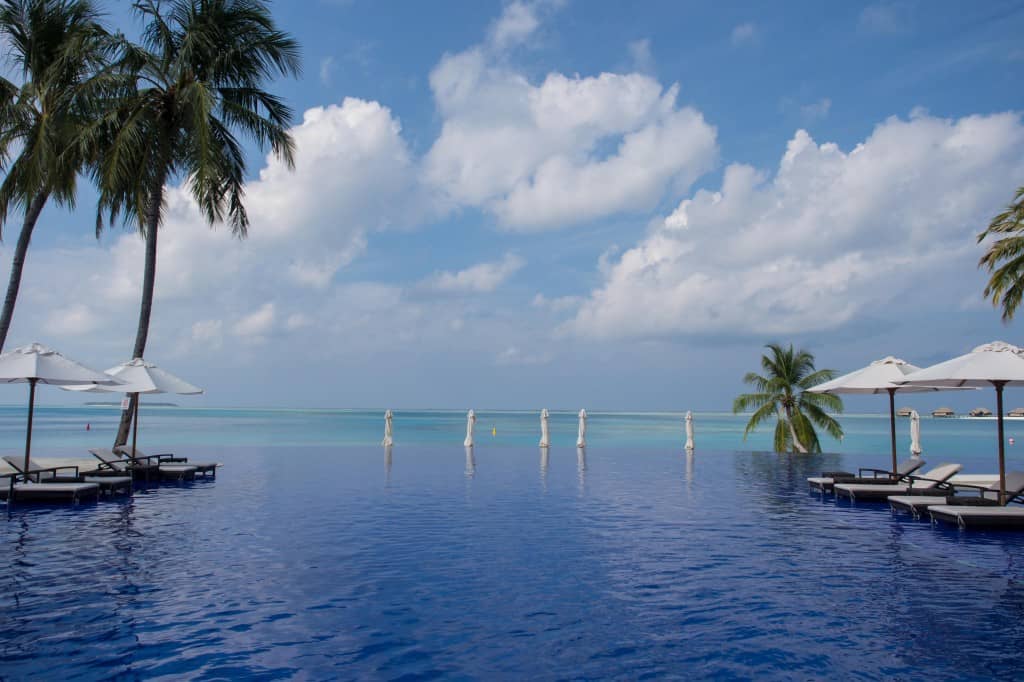 The main pool when empty and calm waters is absolutely stunning. I would recommend shooting either early in the morning before the pool opens or after the pool closes. Otherwise you'll be photobombed left, right and center.