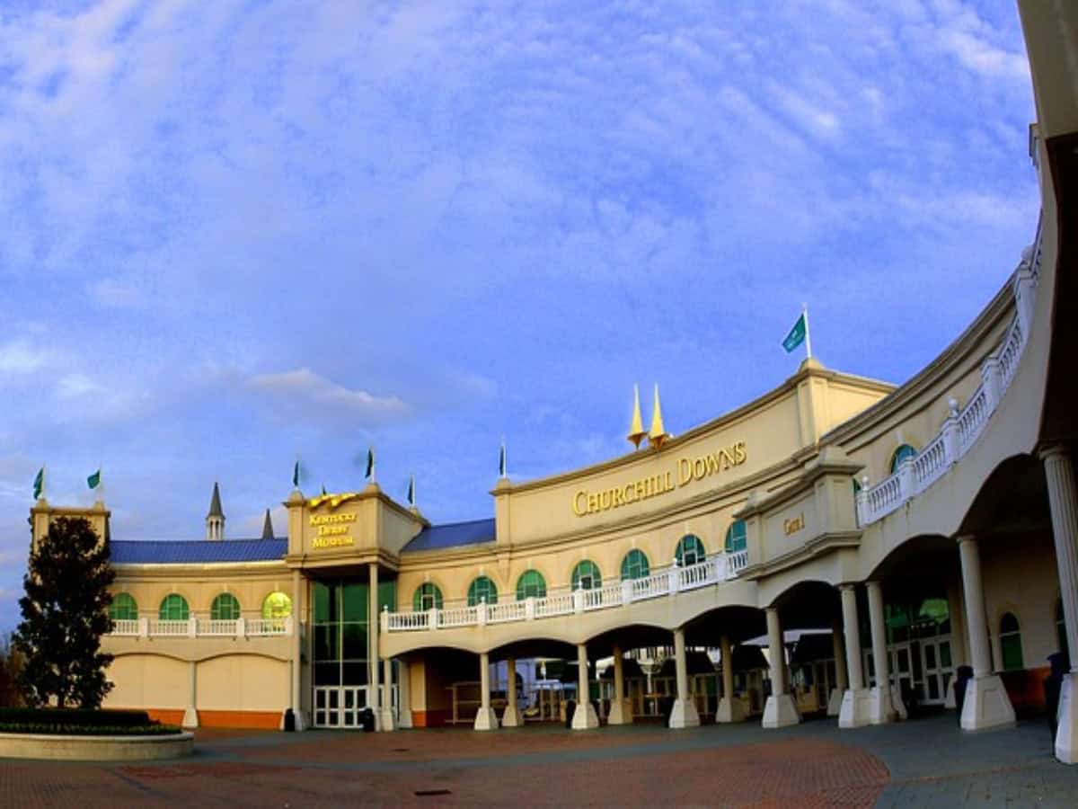 Churchill Downs churchill downs top things to do in louisville kentucky
