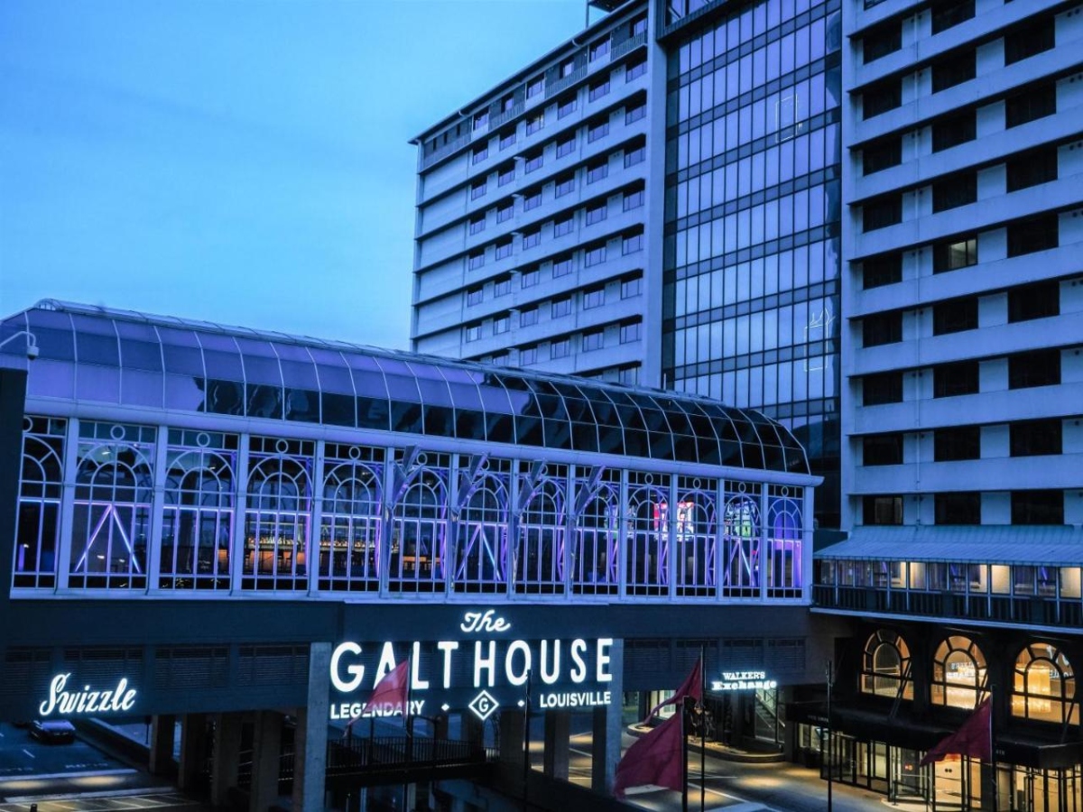 exterior entrance to galt house hotel