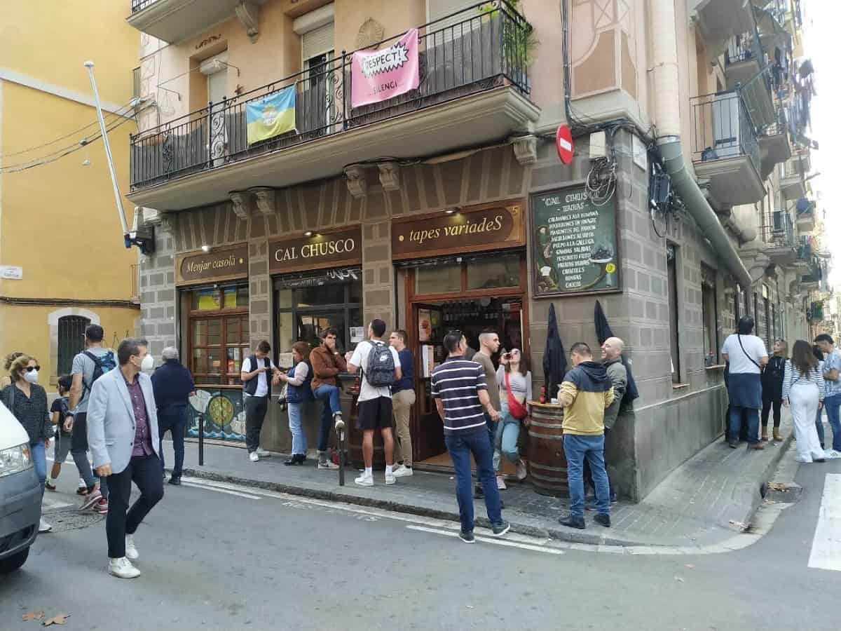 Top 10 Tapas Bars In Barcelona street view of ca’l chusco exterior