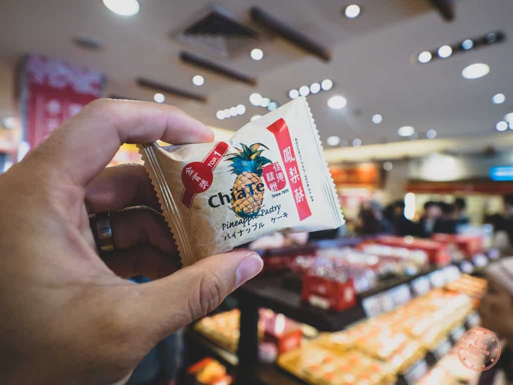 Chia Te Pineapple Pastry In Hand