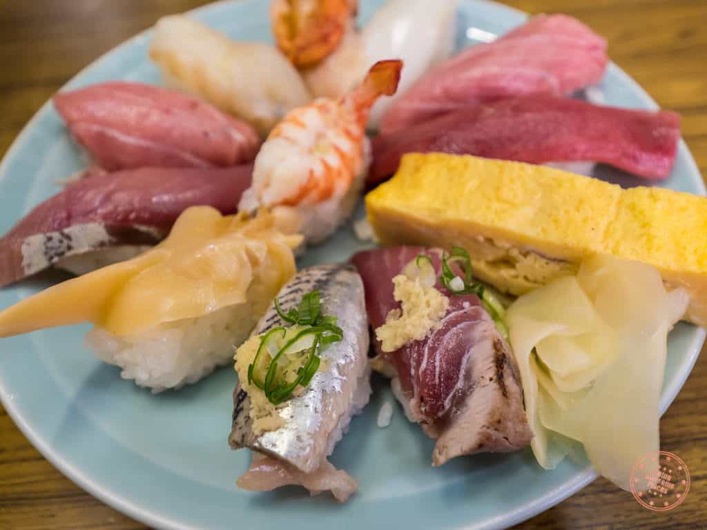 motodane nigiri dish in tsukiji