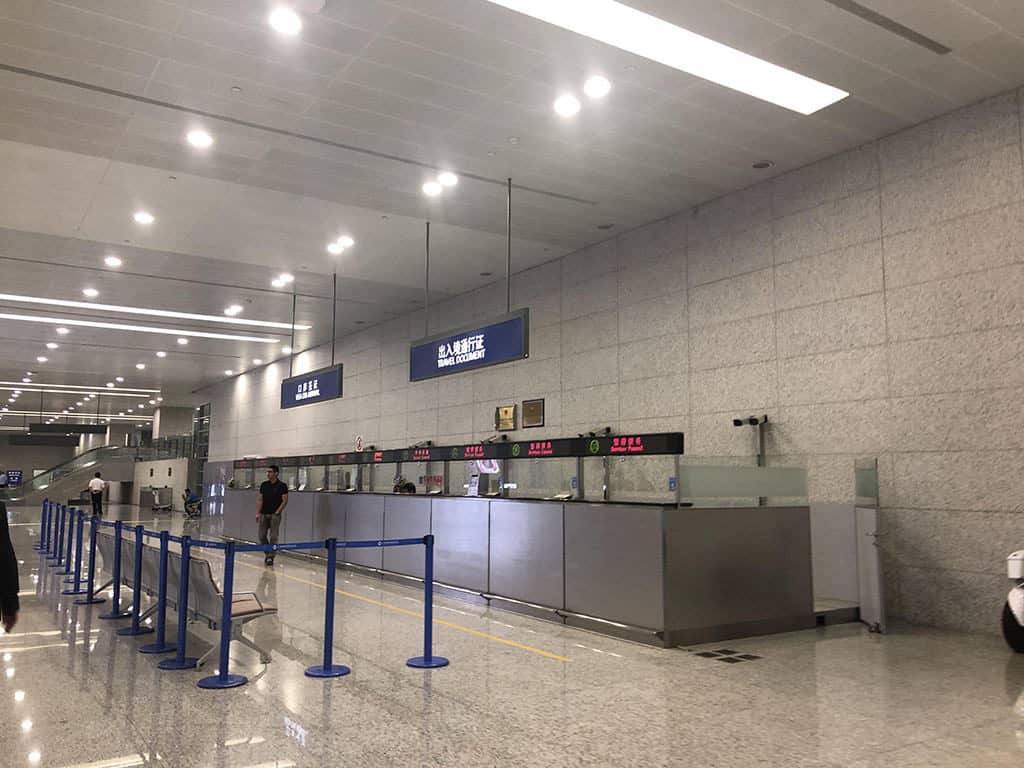 in transit visa desk at shanghai airport pvg