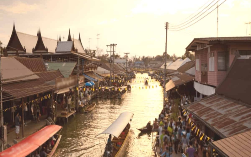 8 great cities everyone should visit before they die