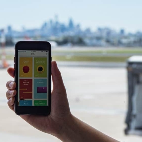 rosetta stone mandarin with hand holding app