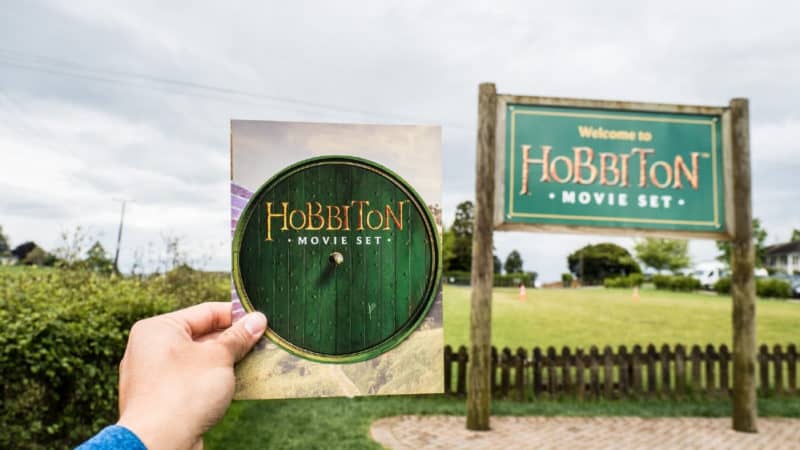 how to visit hobbiton movie set in new zealand pamphlet and sign