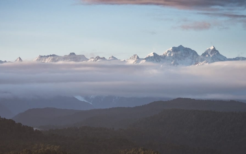new zealand sunrise with mount cook for new zealand travel guide