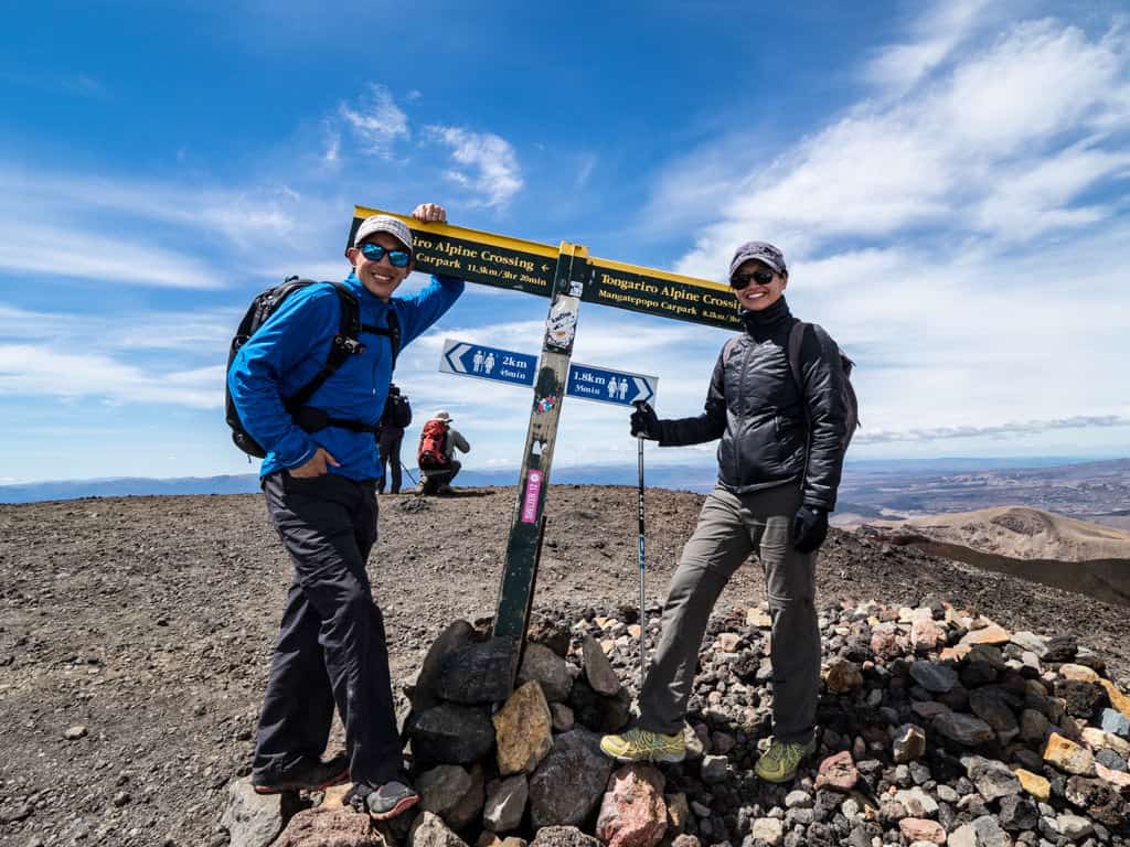 red crater summit signpost on tongariro crossing