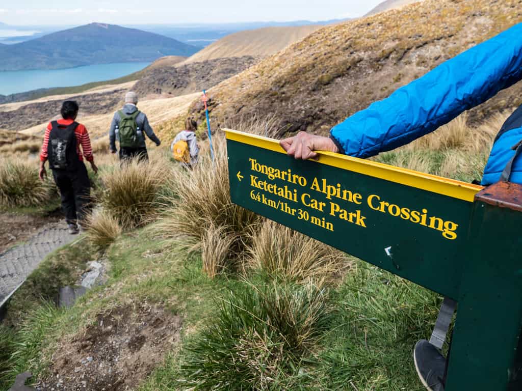 time remaining signpost at ketetahi hut