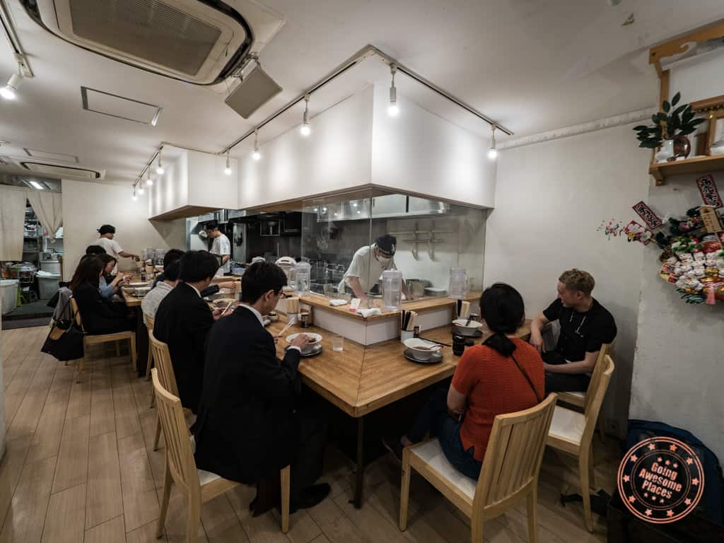 shichisai hatchobori ramen shop interior