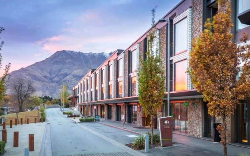 best place to stay in new zealand with hilton hotels