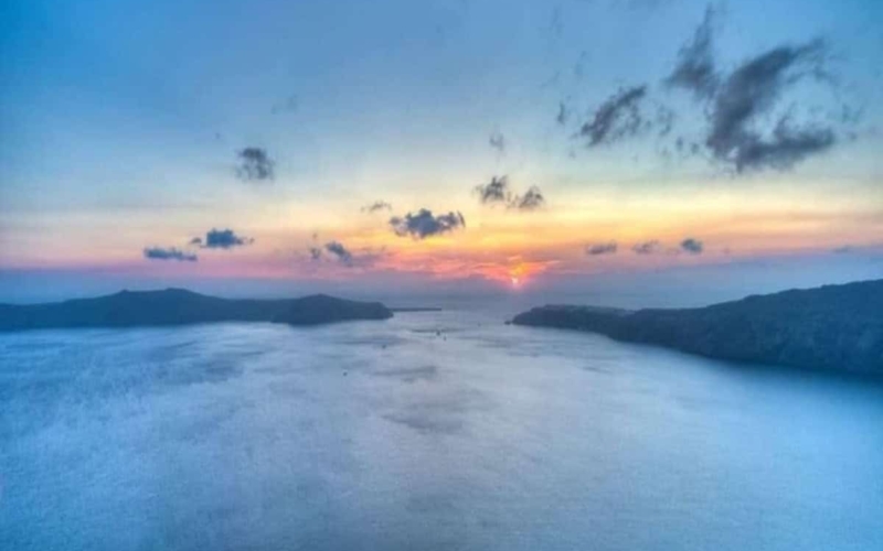 3 days in santorini itinerary sunset view