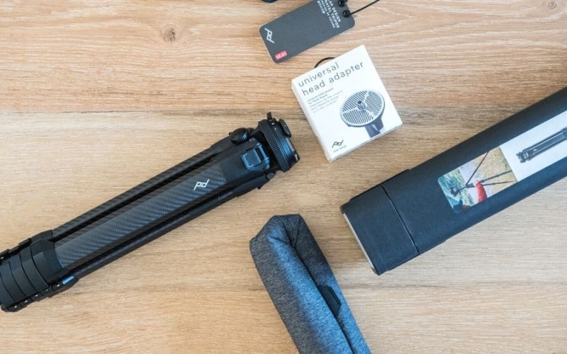 peak design travel tripod review in carbon fiber featured