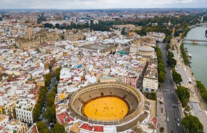sky view of seville city with many houses and business in view