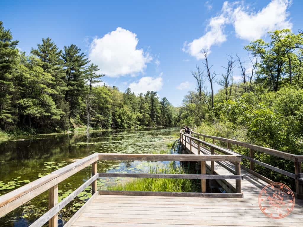 riverside trail boardwalk pinery provincial park