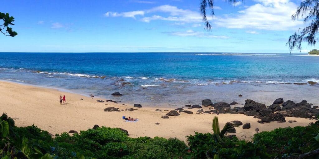 haena beach park panorama in kauai