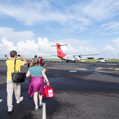 how to fly to bora bora featured