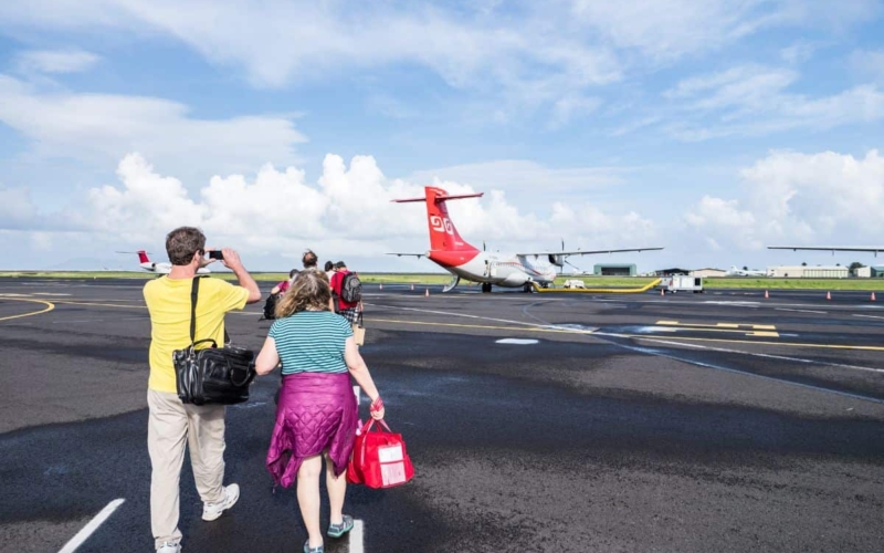 how to fly to bora bora featured
