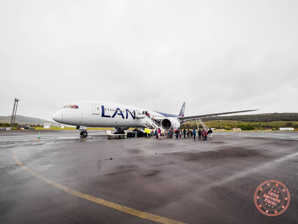 latam flight to easter island mataveri international airport