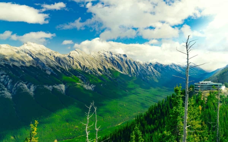 weekend trips calgary featured