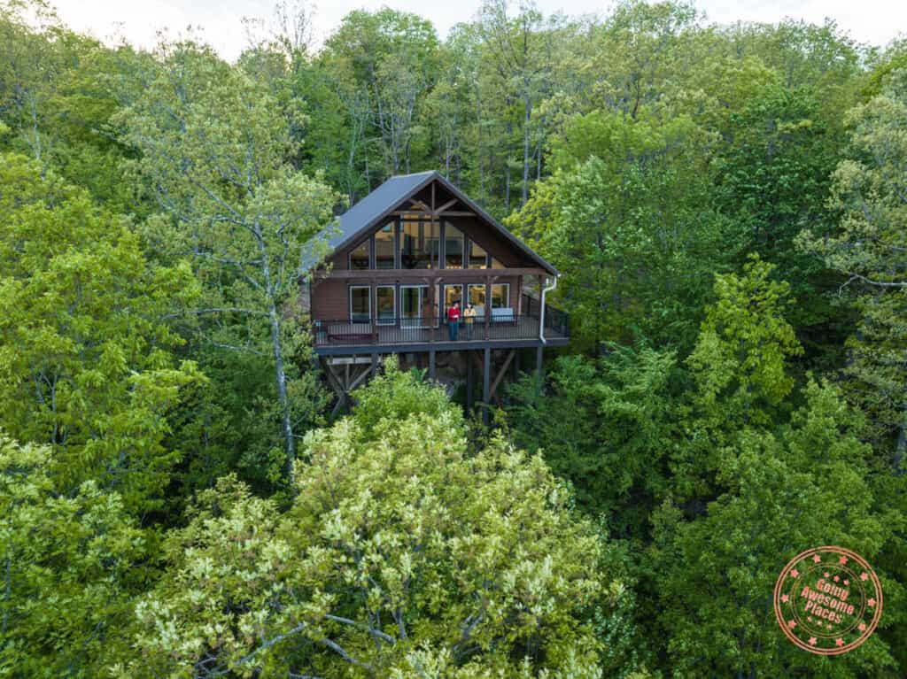 the wanderlust cabin from buffalo outdoor center as part of 5 day arkansas itinerary