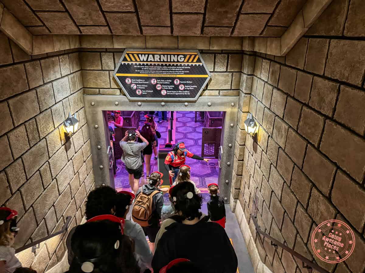 stairs down to bowser's challenge with left and right lane