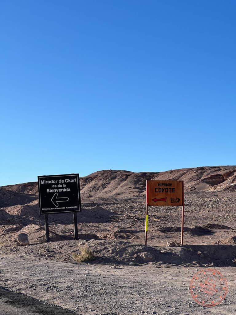 road sign for mirador de kari and piedra del coyote