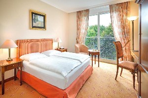 victor's residenz hotel berlin elegant double room with large floor to ceiling window