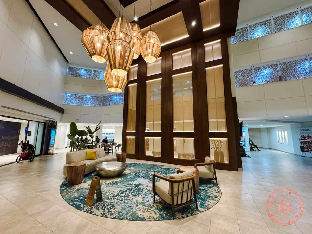 doubletree hilton orlando disney springs lobby