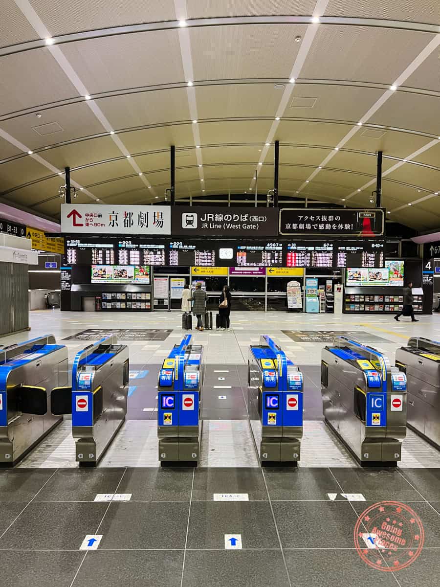10 Day Japan Itinerary For First Timers - Modern Golden Route kyoto station jr train gate