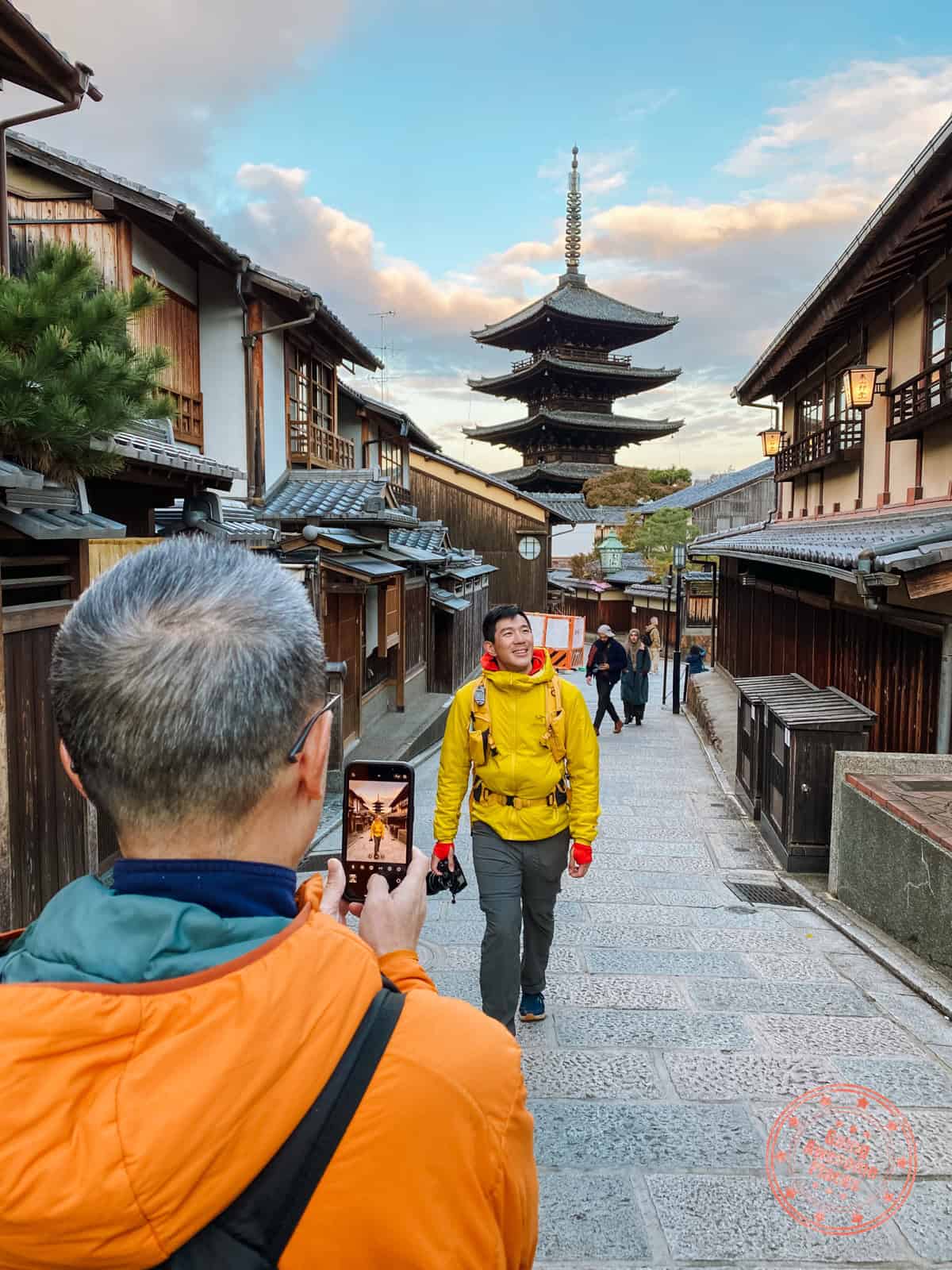 10 Day Japan Itinerary For First Timers - Modern Golden Route location to shoot yasaka pagoda kyoto