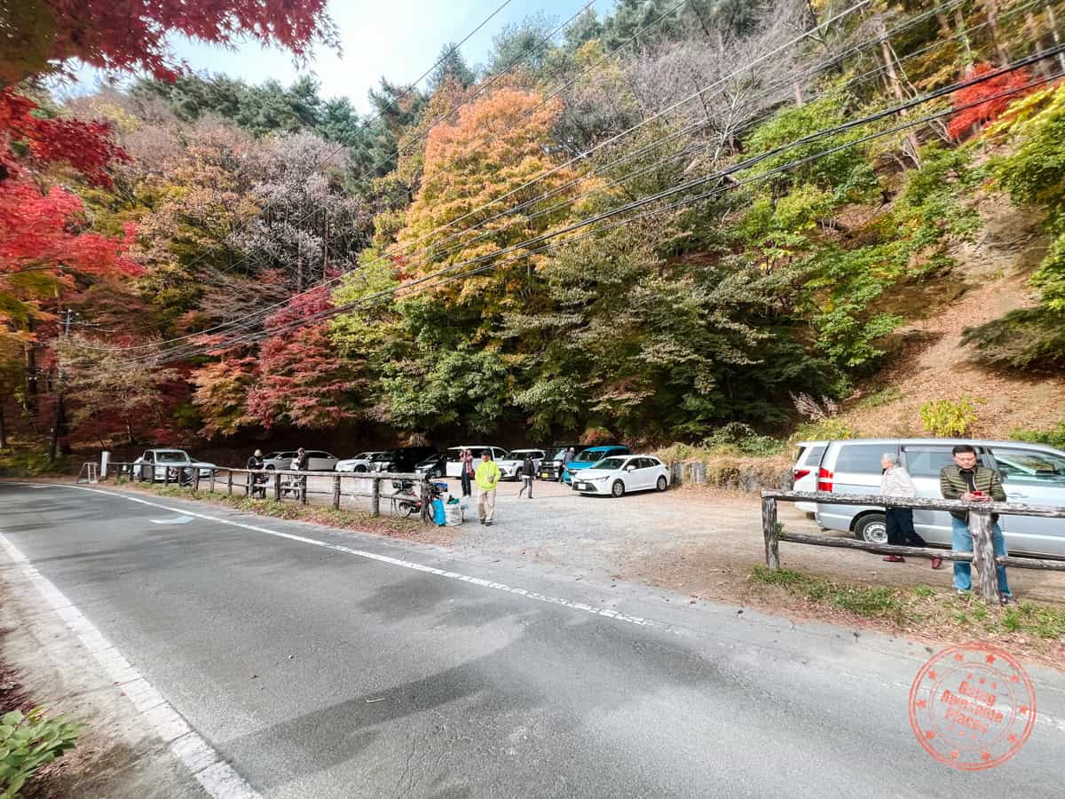 10 Day Japan Itinerary For First Timers - Modern Golden Route momiji tunnel parking lot