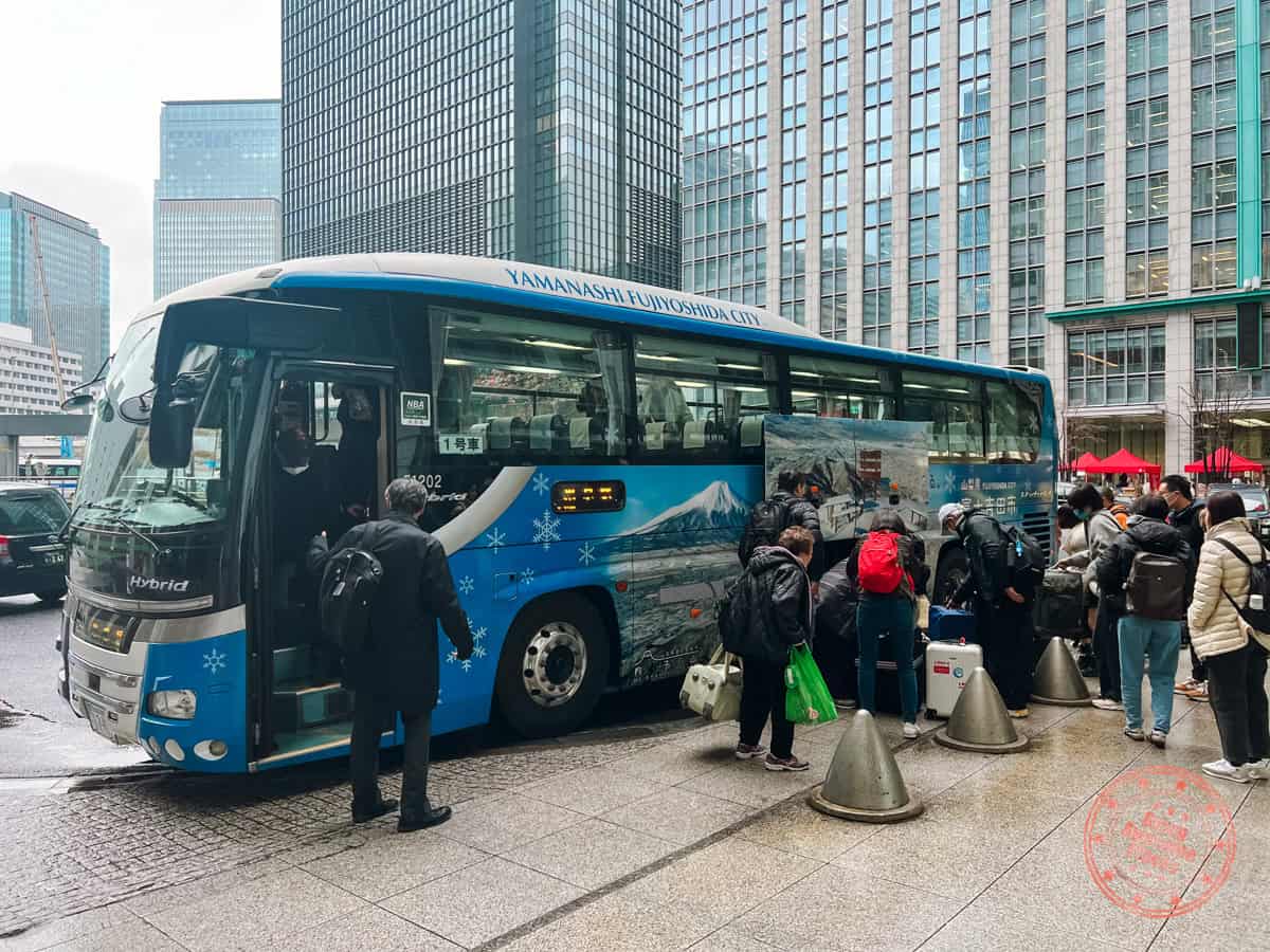 10 Day Japan Itinerary For First Timers - Modern Golden Route tokyo fuji five lakes liner bus arrival in tokyo
