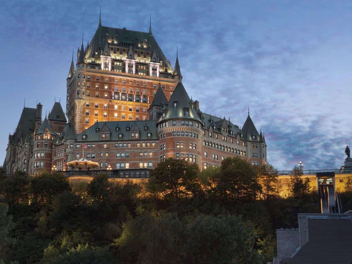 exterior view of fairmont le chateau frontenac