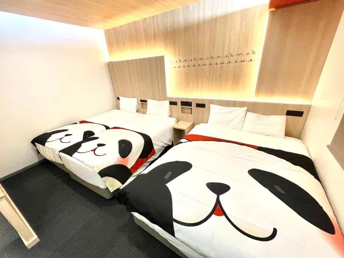 panda themed family room at henn na hotel tokyo asakusa tawaramachi 