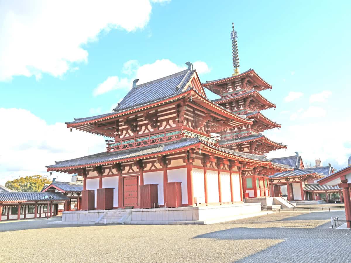 shitenno-ji temple complex