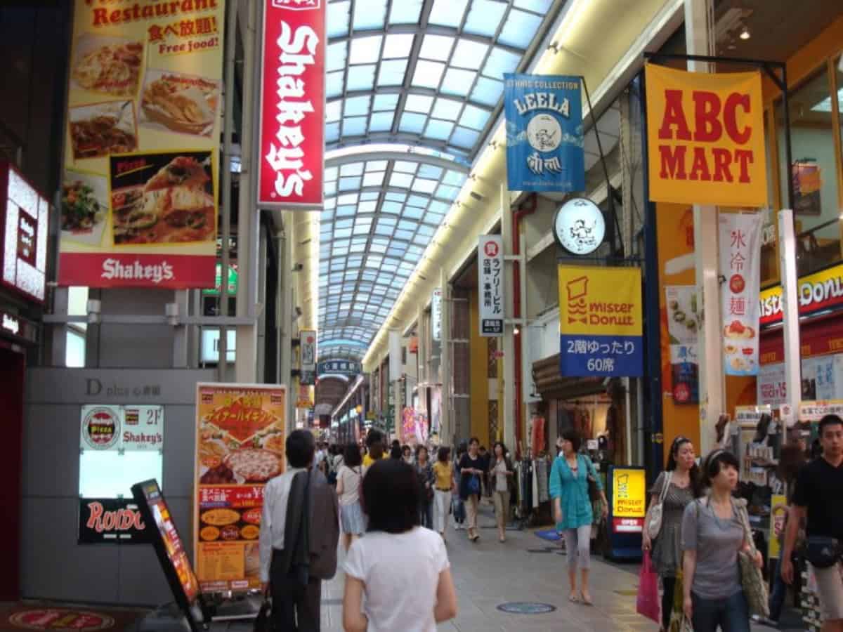 shopping street of shinsaibashi suji